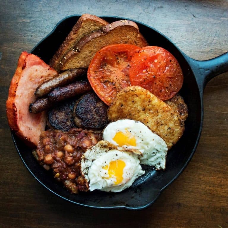 classic-irish-fry-up-with-baked-bean-salad