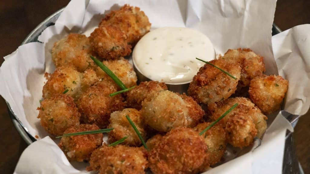 Cheesy Mushroom Poppers