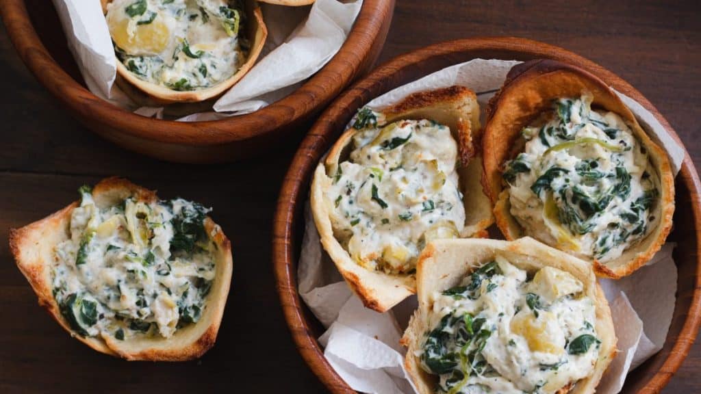 Easy Spinach Dip Puffs