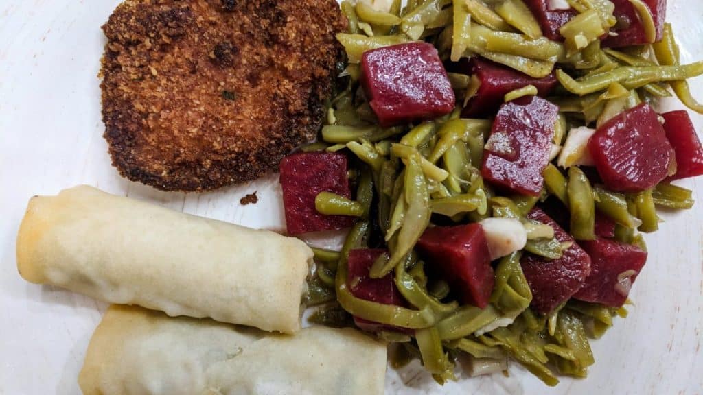 Sweet & Savory Green Bean, Garlic, & Beets Salad Recipe