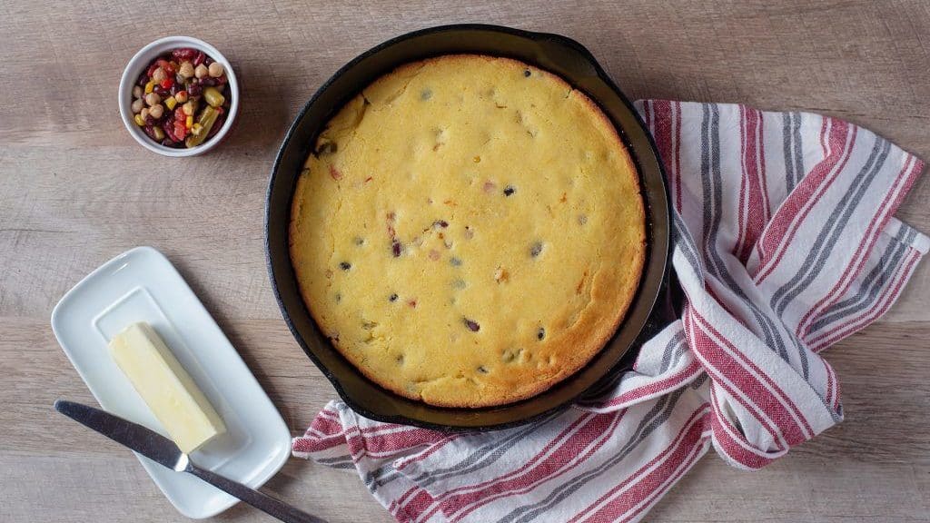 Skillet Corn Bread Recipe